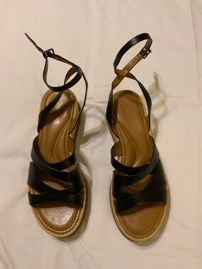 Naturalizer Riley Black Strappy Ankle-Wrap Sandals - Women's Size 9M